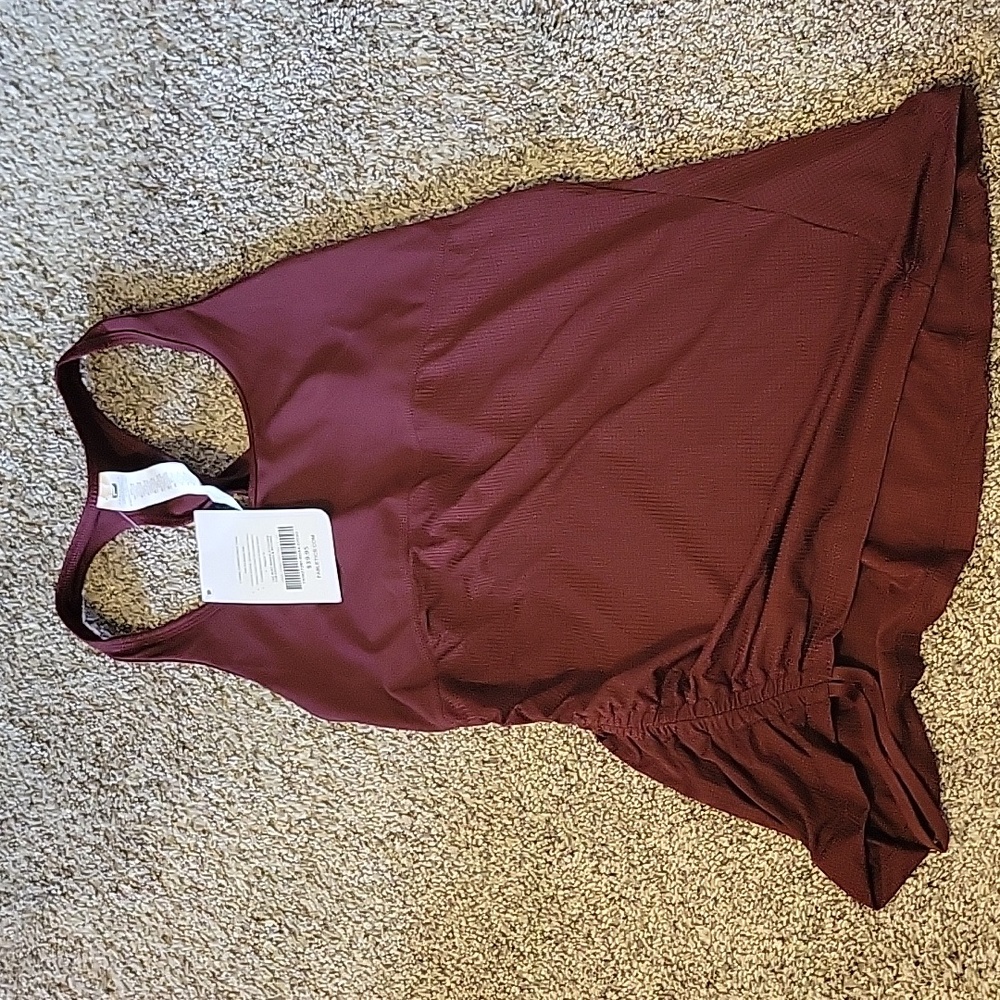 Fabletics Small Maroon Tank
